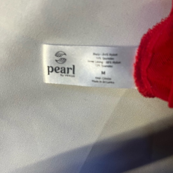 SOLD NEW PEARL by VENUS Red Lace Wireless Bralette with Longline Silhouette - Picture 7 of 7